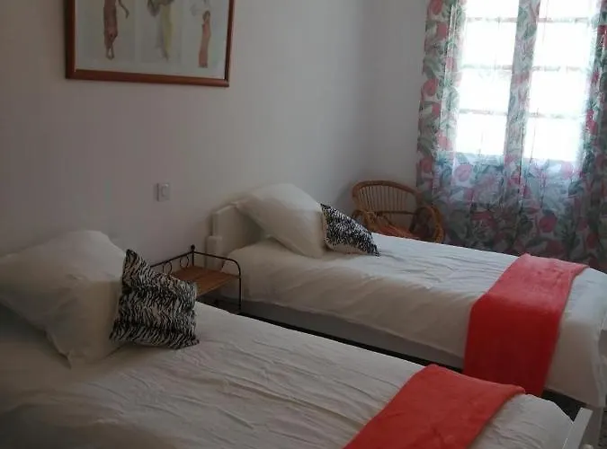 Bel Spacieux Centre T3 Uzès